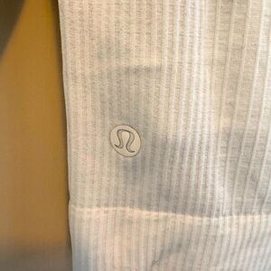 Lulu crop top ribbed long sleeve